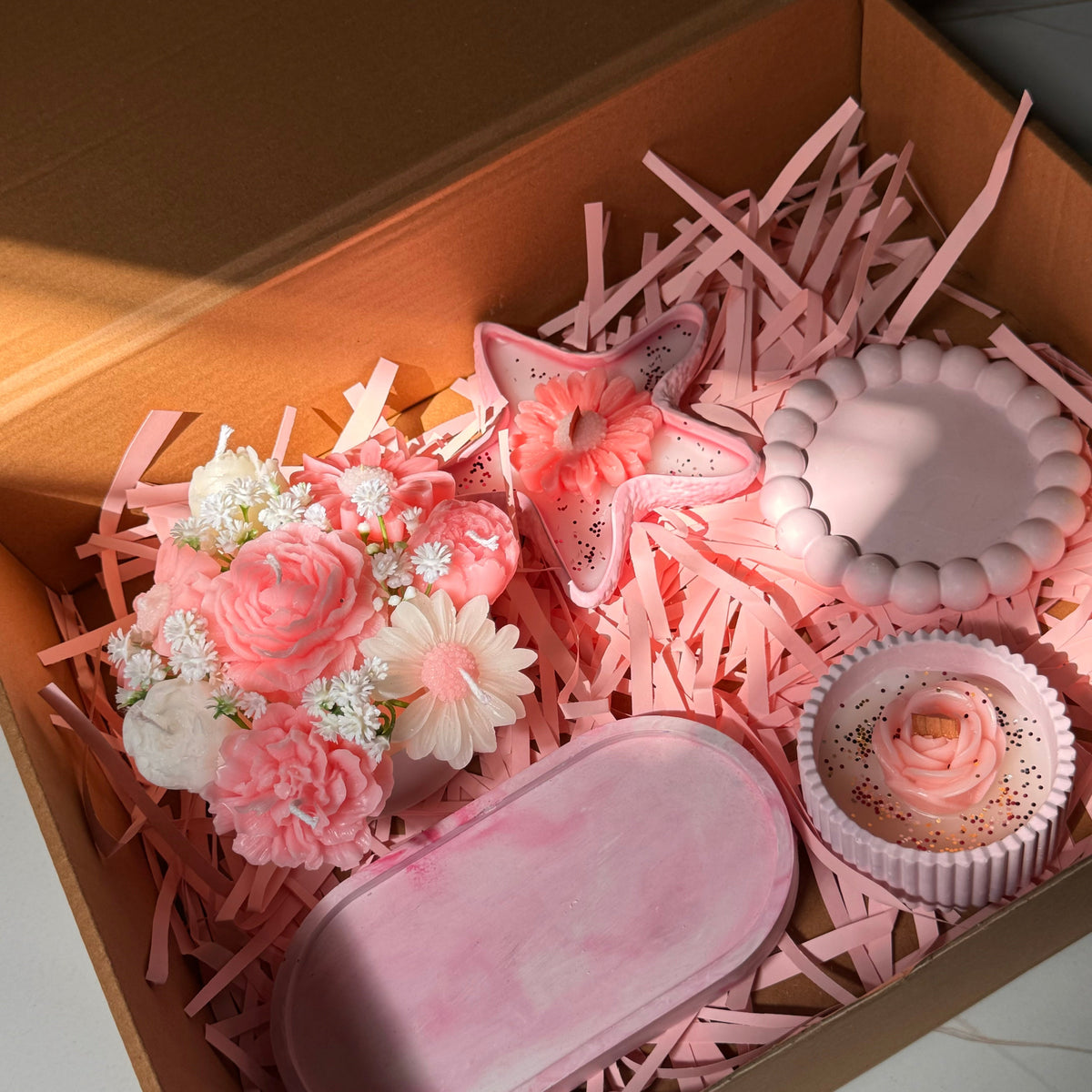 Luxury Candle & Décor Gift Box (5-Piece Set)