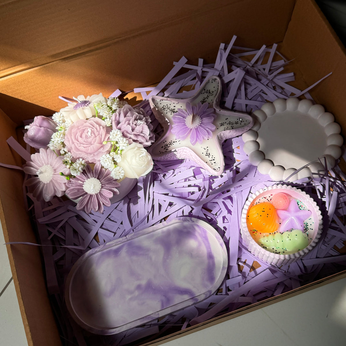 Luxury Candle & Décor Gift Box (5-Piece Set)