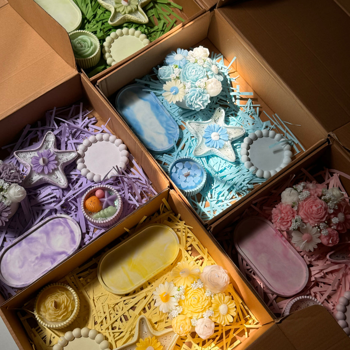 Luxury Candle & Décor Gift Box (5-Piece Set)