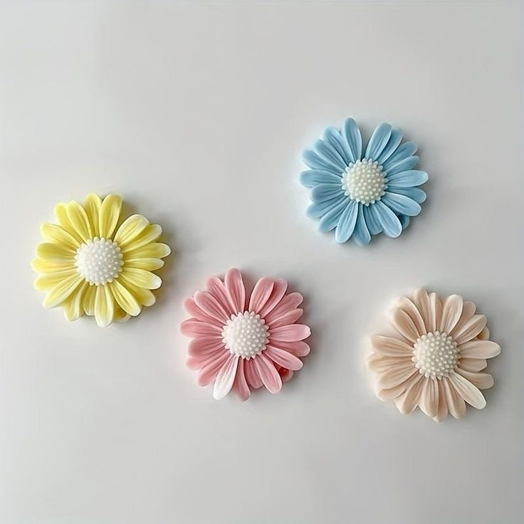 Daisy Candle